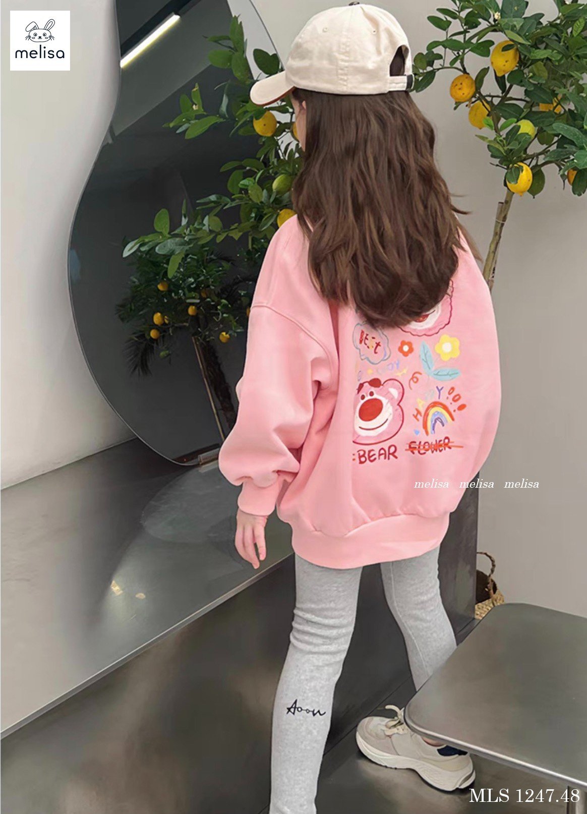 PINK STRAWBERRY BEAR TOP WITH GRAY LEGGING