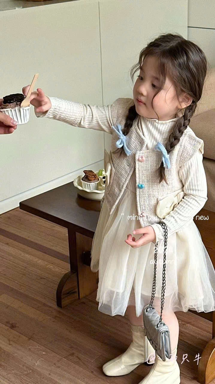 CREAM WOOLEN DRESS WITH NECK VEST SET