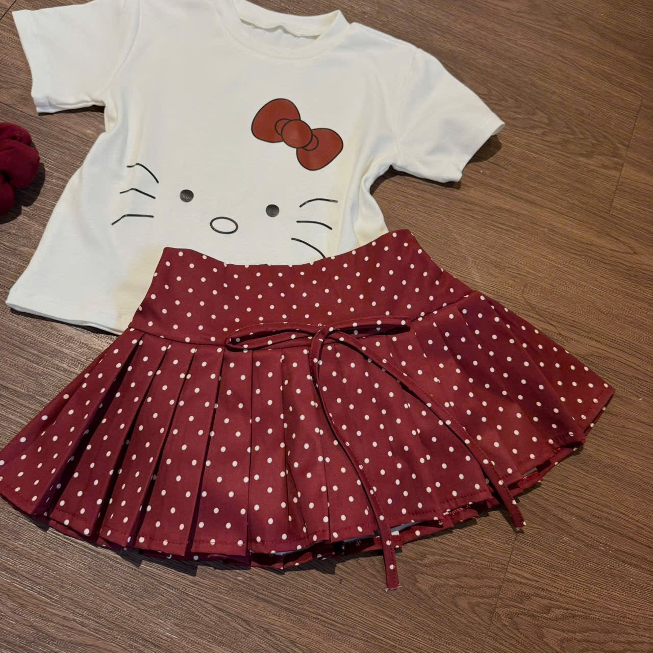 WHITE KITTYYY TOP WITH RED SKIRT SET