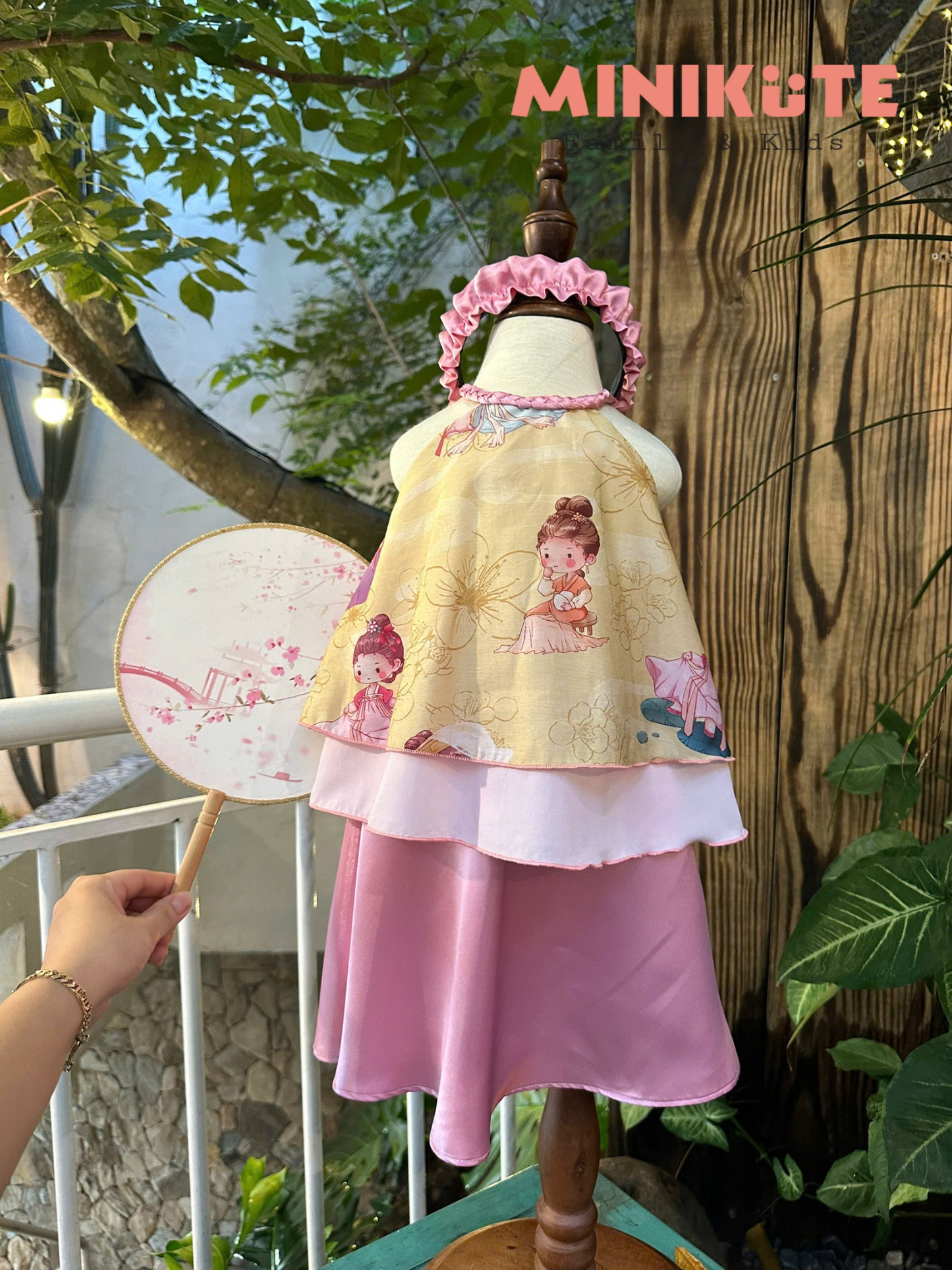 Yếm Yến Linh - Hồng