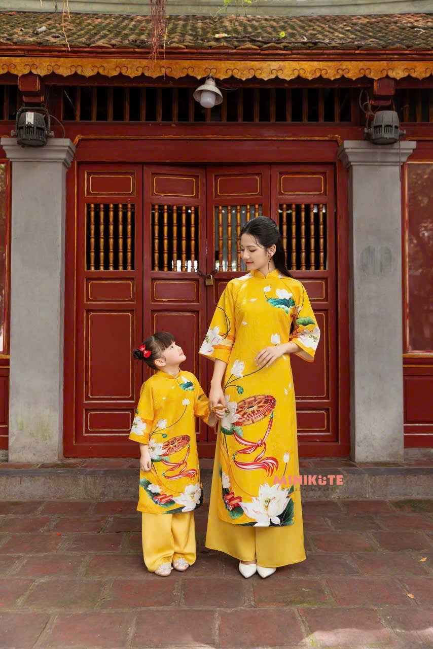 Áo Dài Gia Đình Cát Tường- Vàng
