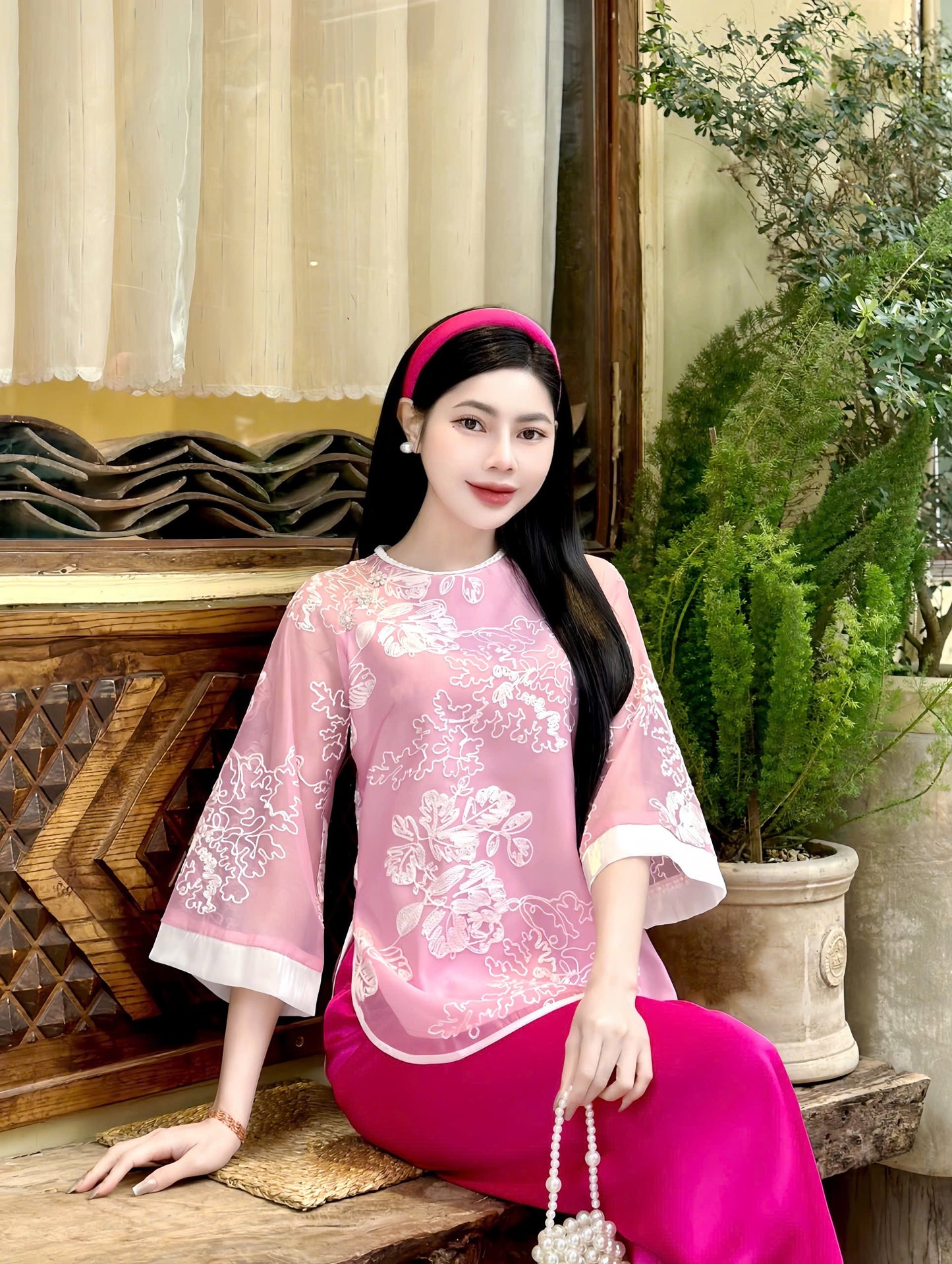 Bà Ba Tú Thanh - Hồng