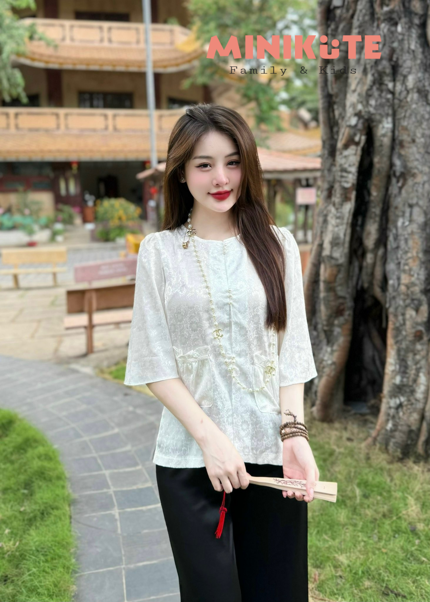 Bà Ba Ba Cúc - Trắng