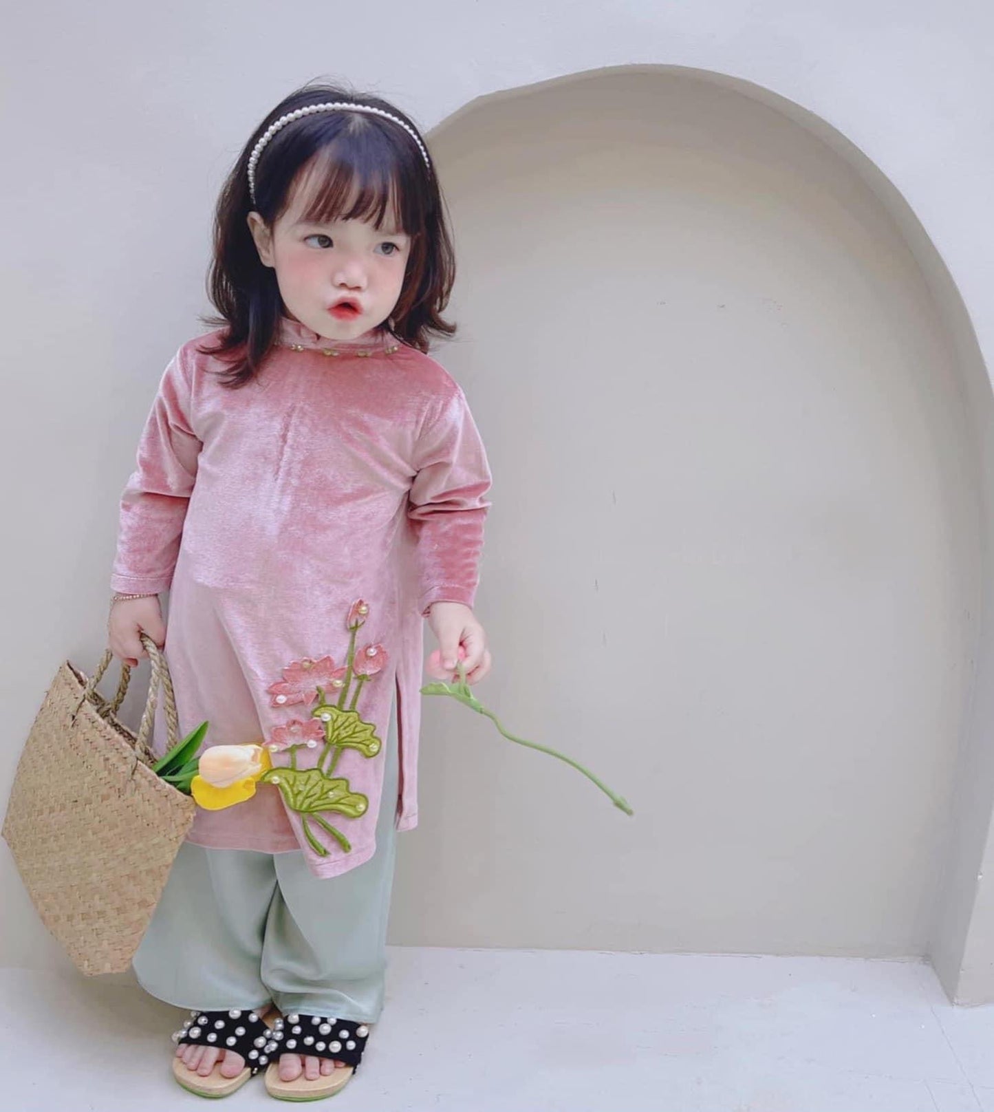 Áo dài nhung hồng sen