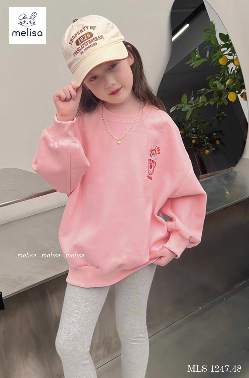 PINK STRAWBERRY BEAR TOP WITH GRAY LEGGING