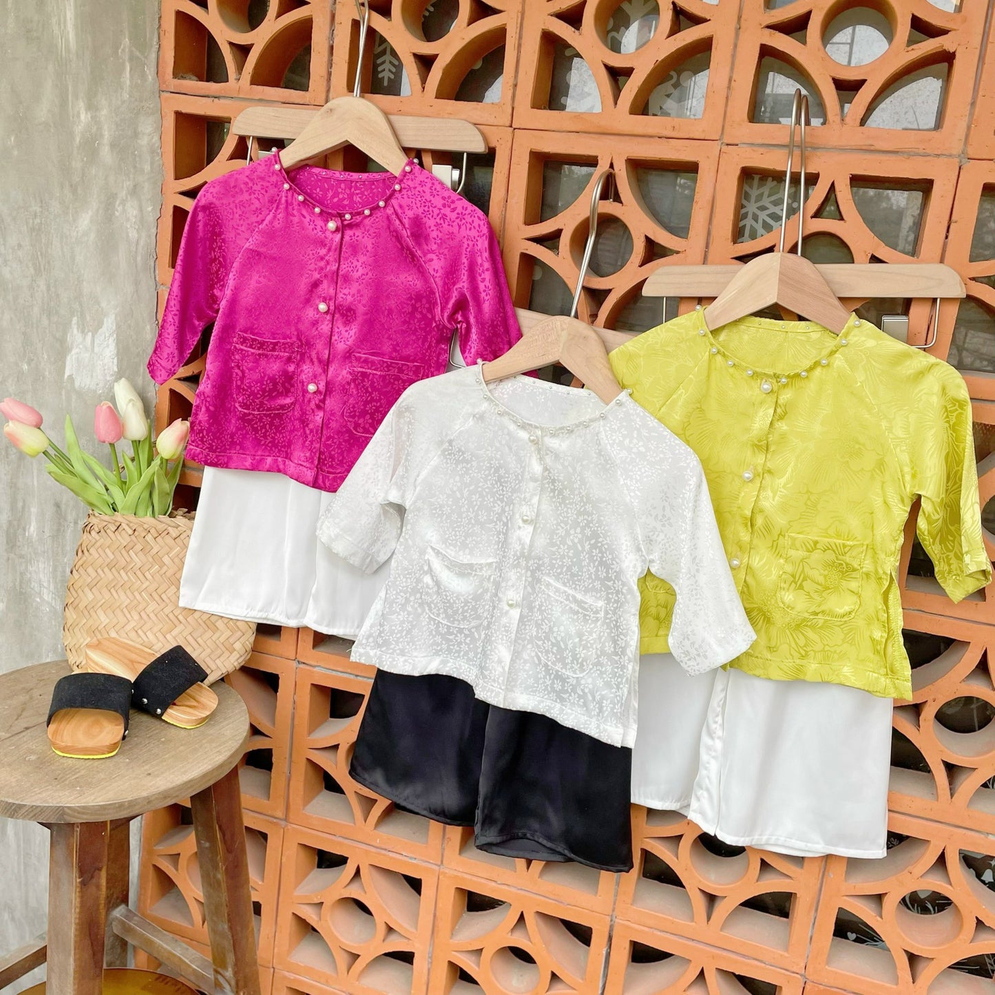 BST Bà Ba Gấm Lụa Cổ Viền Ngọc Trai