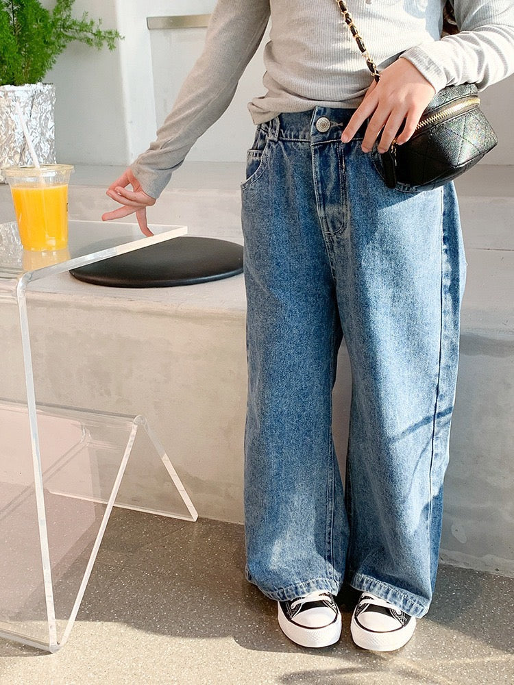 CASUAL LOOSE JEANS