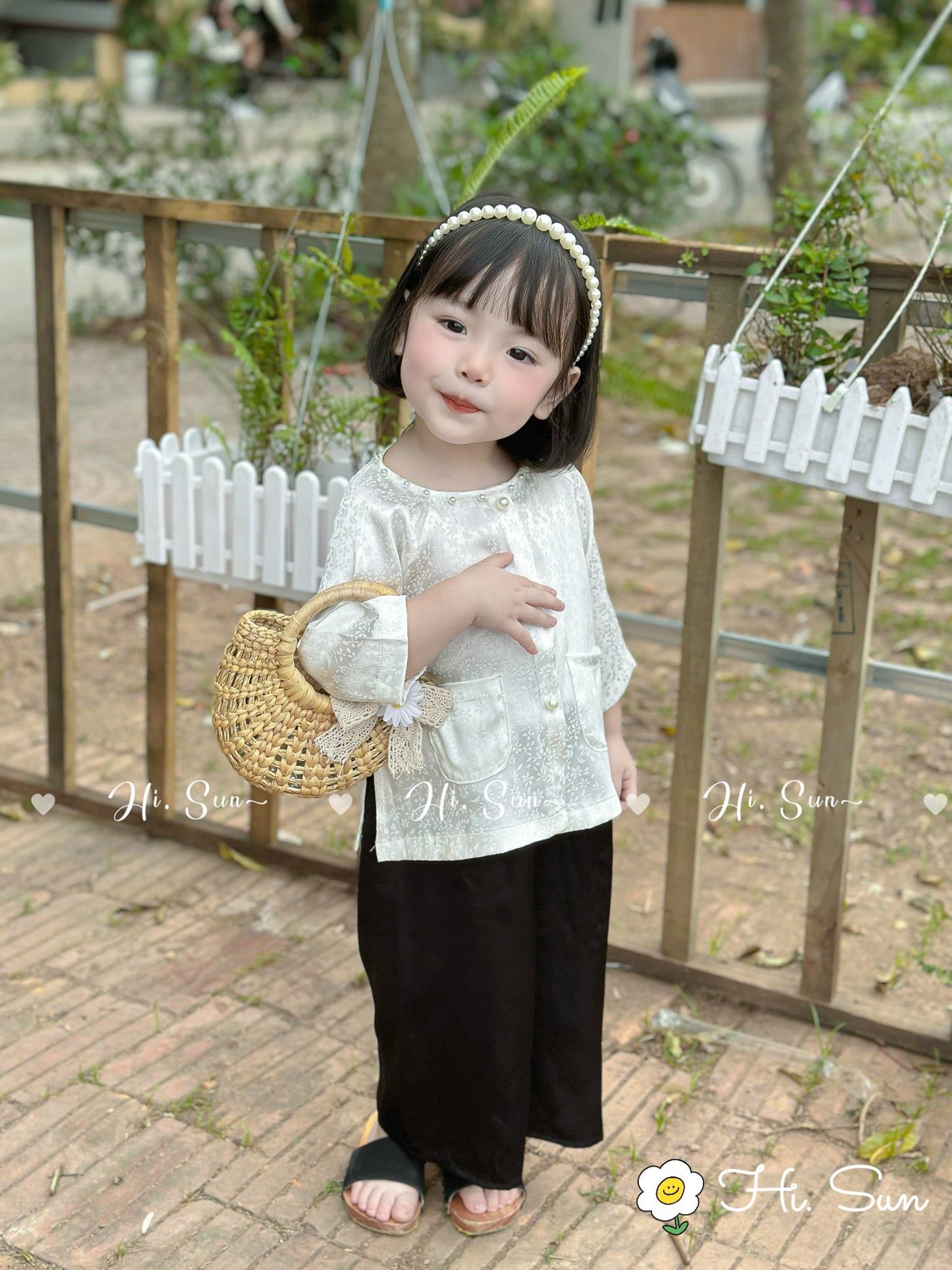 BST Bà Ba Gấm Lụa Cổ Viền Ngọc Trai