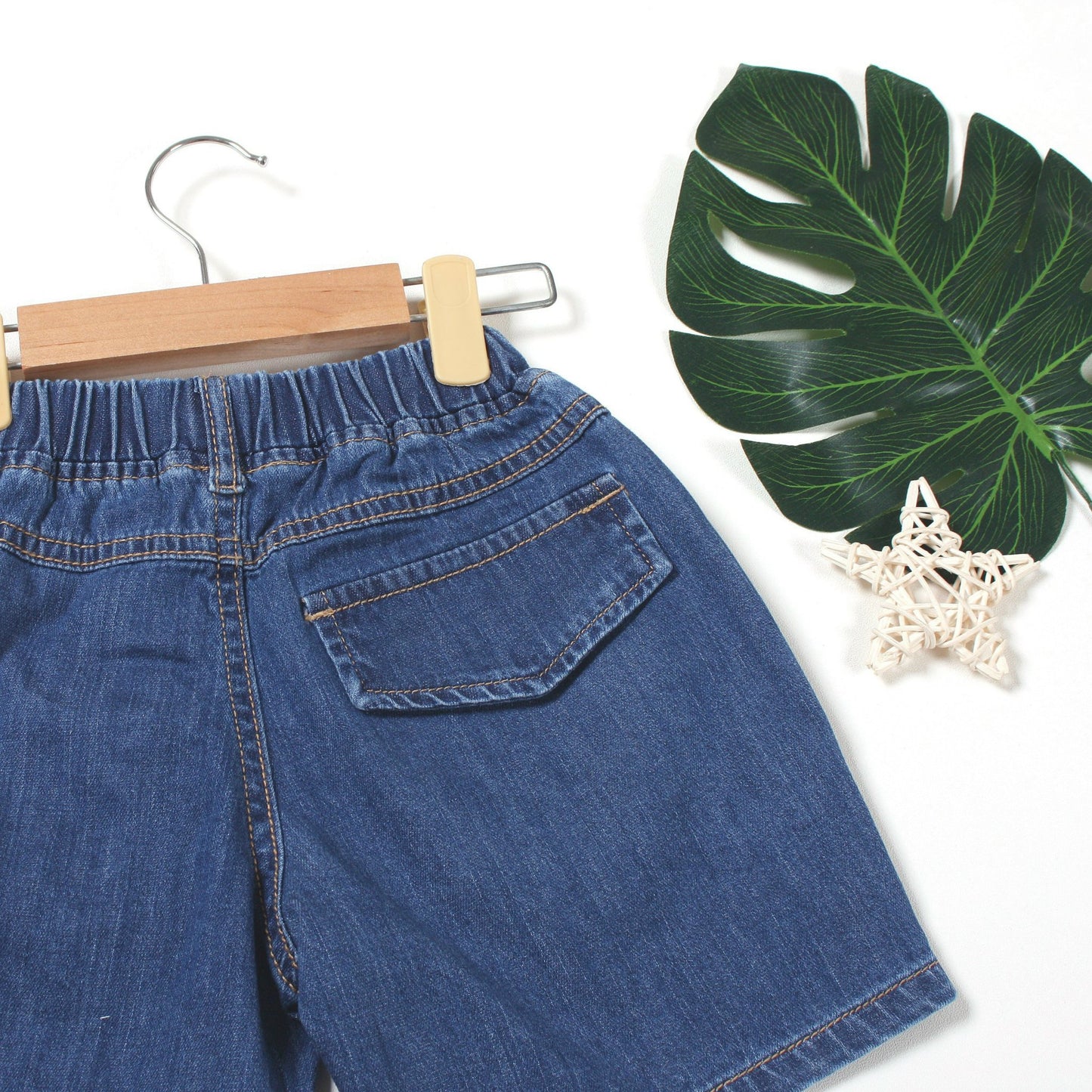 SOFT DENIM SHORTS