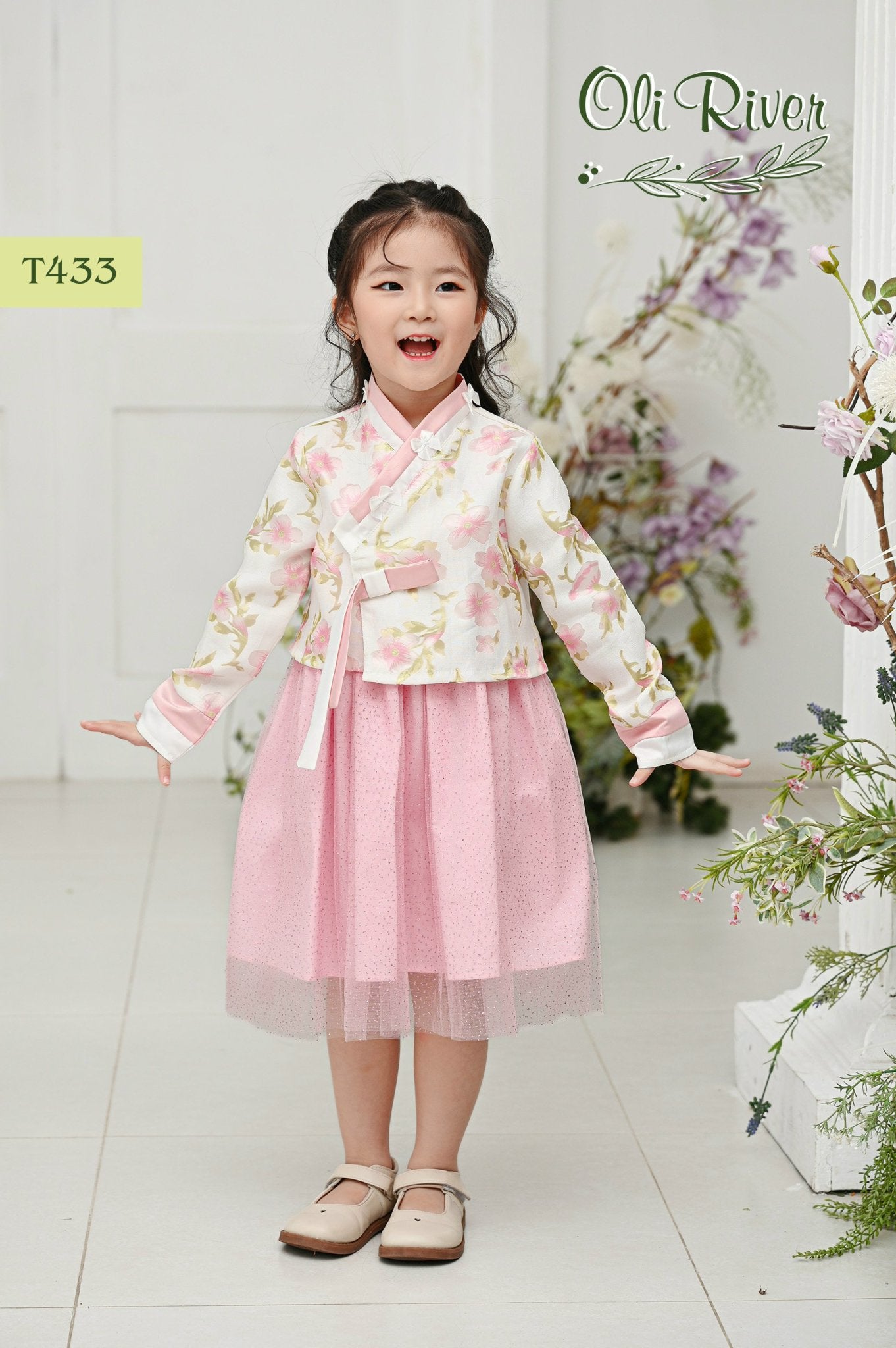 Hanbok Cách Tân Bé Gái