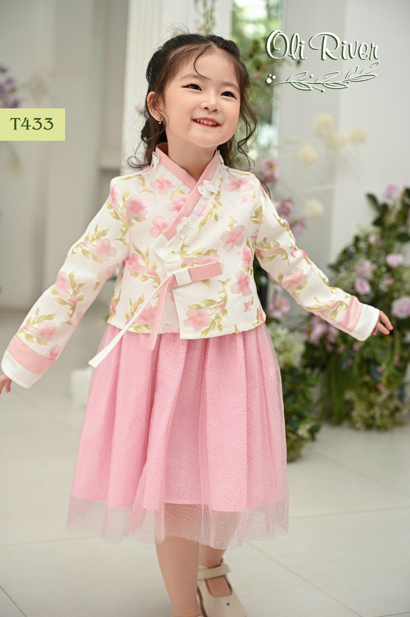 Hanbok Cách Tân Bé Gái