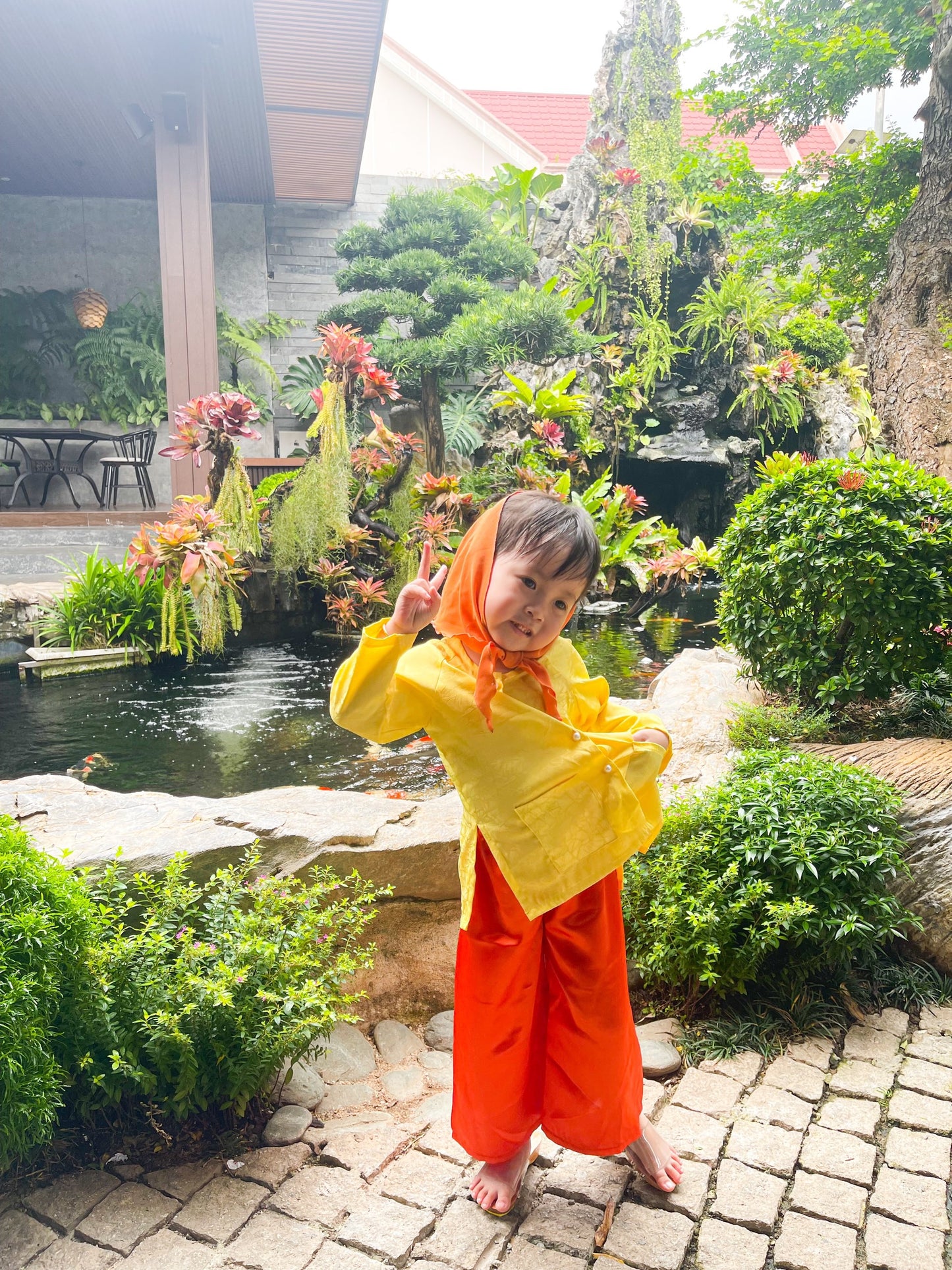 Bà Ba Gấm Nắng Xuân Mẹ và Bé