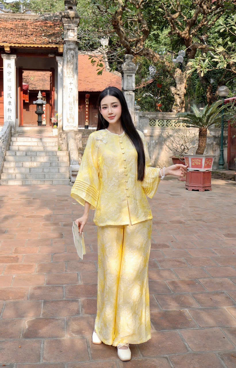 Bà Ba Thư Lê - Vàng