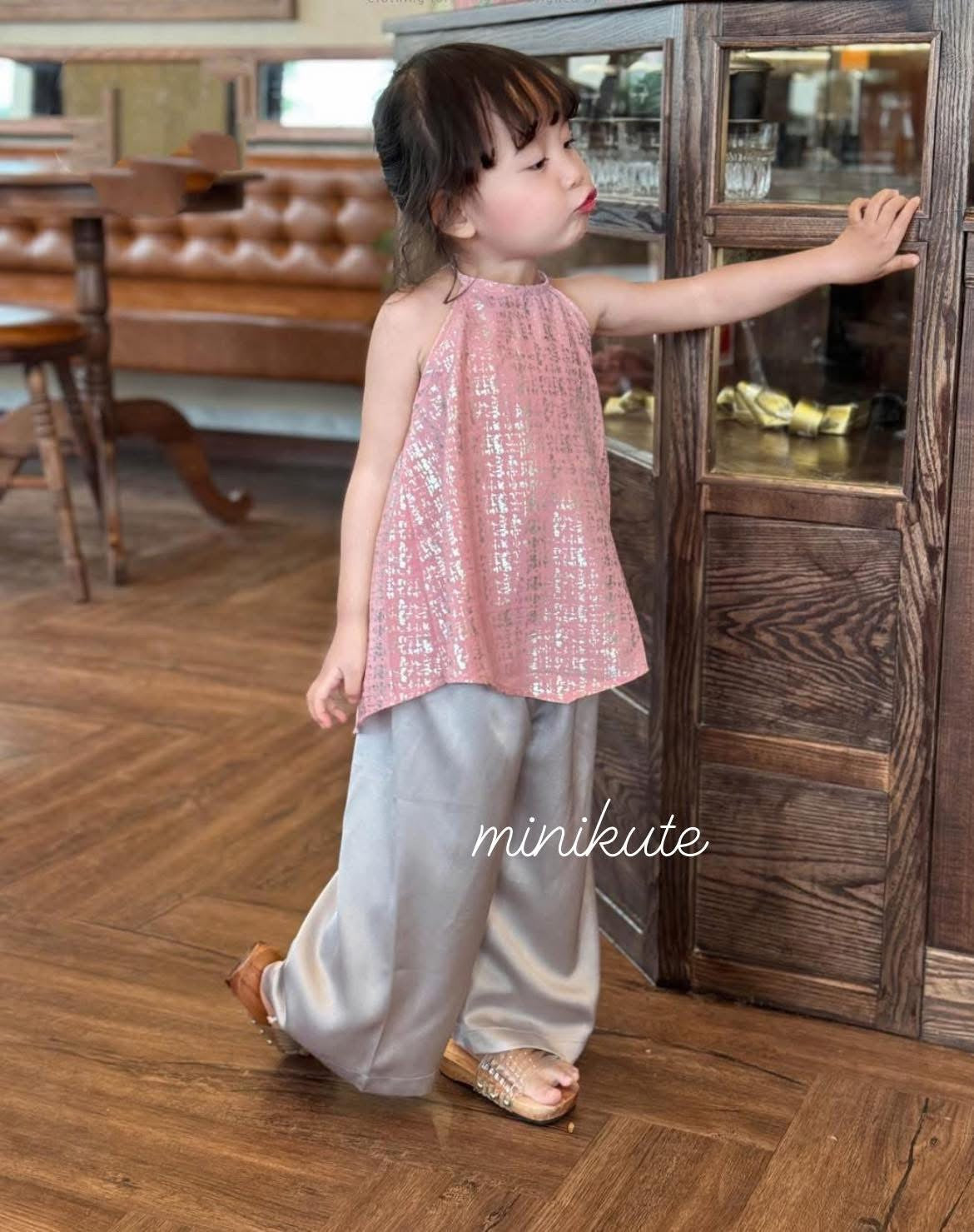 Set yếm và quần cho bé - AQ02