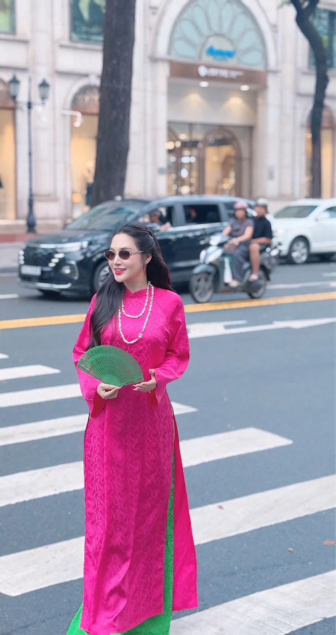 Kim - Pink Silk Áo Dài - Traditional Vietnamese Dress for Women | Wedding Guest Gown