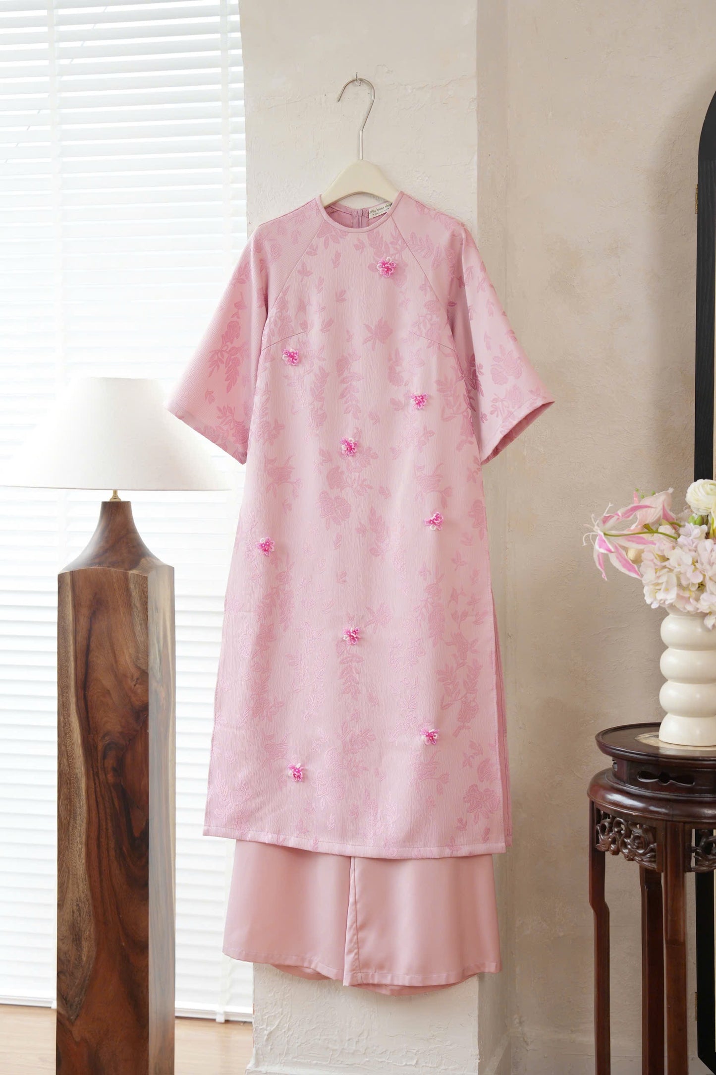 Áo Dài Mẹ Bé Nhi Uyên