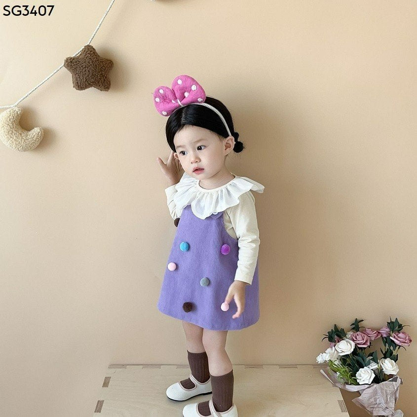 WHITE COLLAR TOP AND VIOLET OVERALL SET