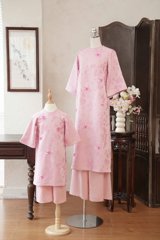 Áo Dài Mẹ Bé Nhi Uyên