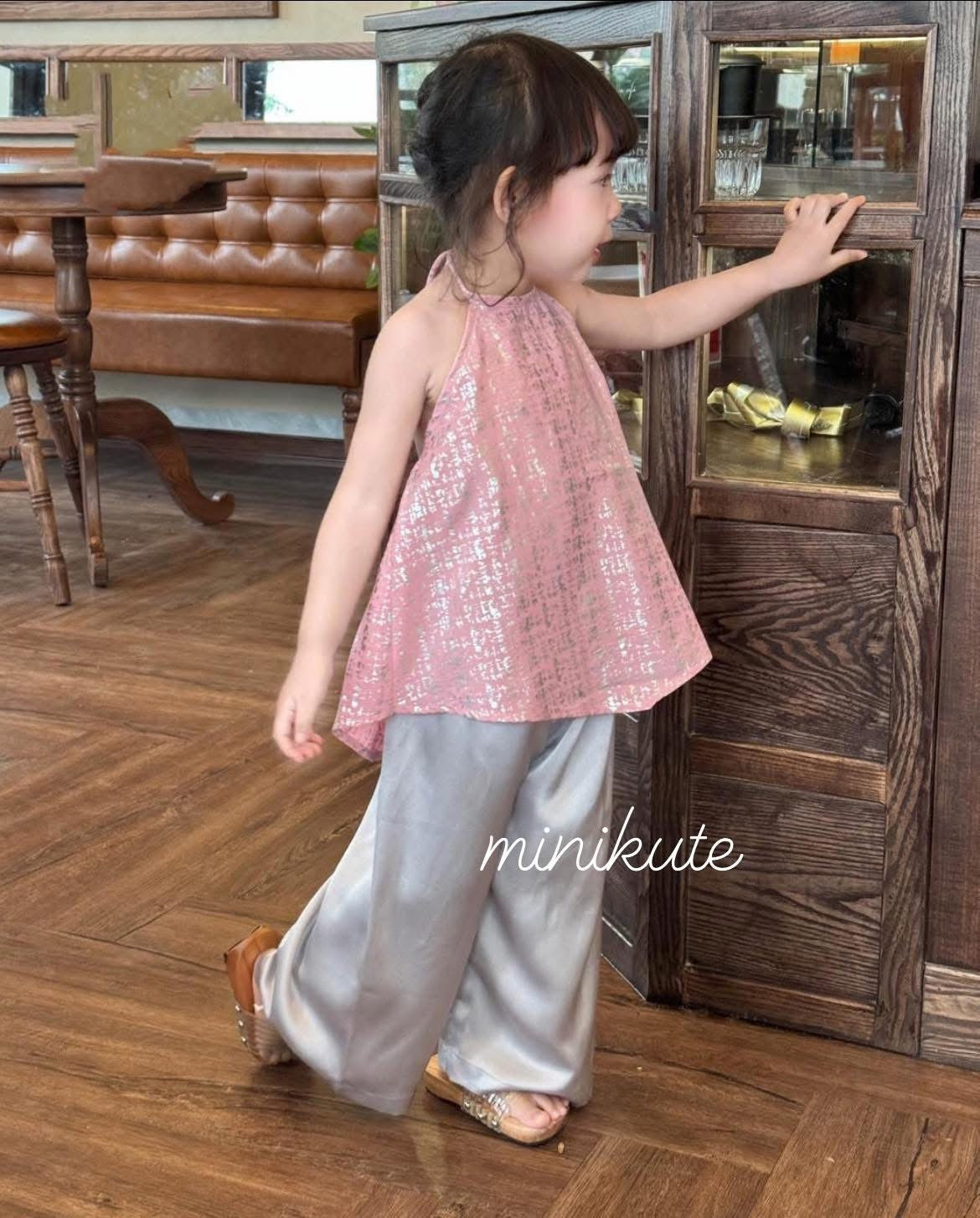 Set yếm và quần cho bé - AQ02
