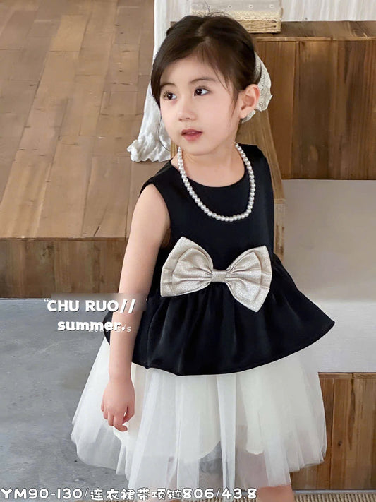 PRETTY BLACK DRESS
