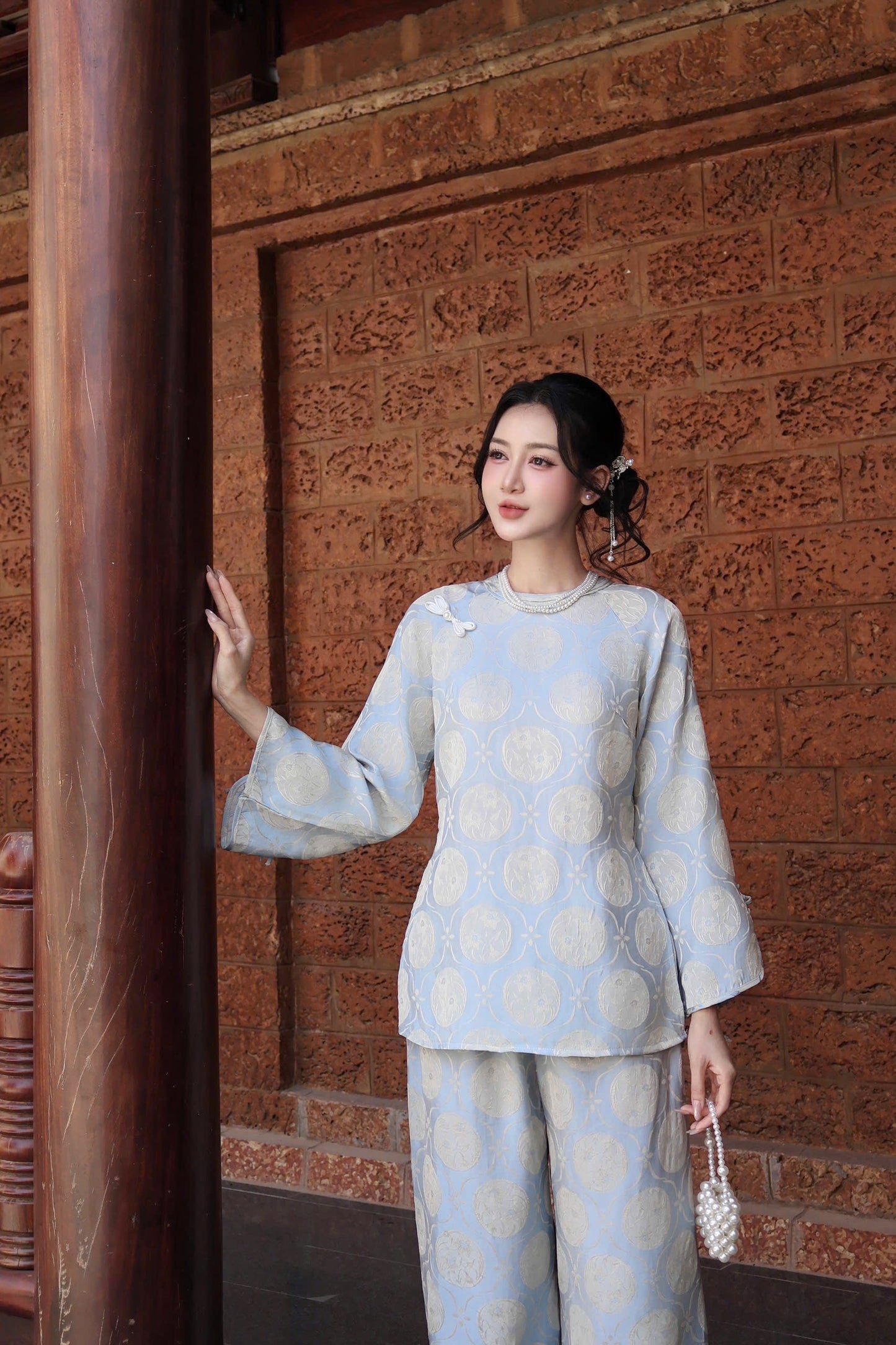 Elegant Pastel Blue Áo Bà Ba Set – Modern Vietnamese Traditional Wear