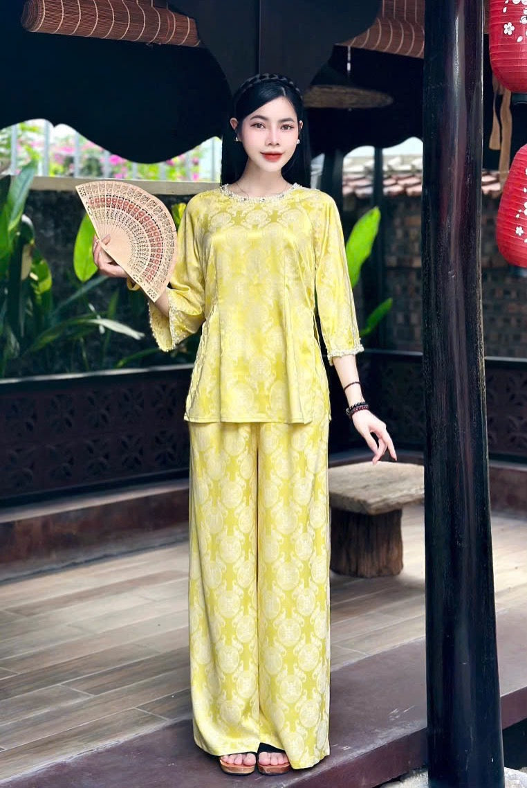 Bà Ba Thọ Tú Sương viền đá - Vàng chanh
