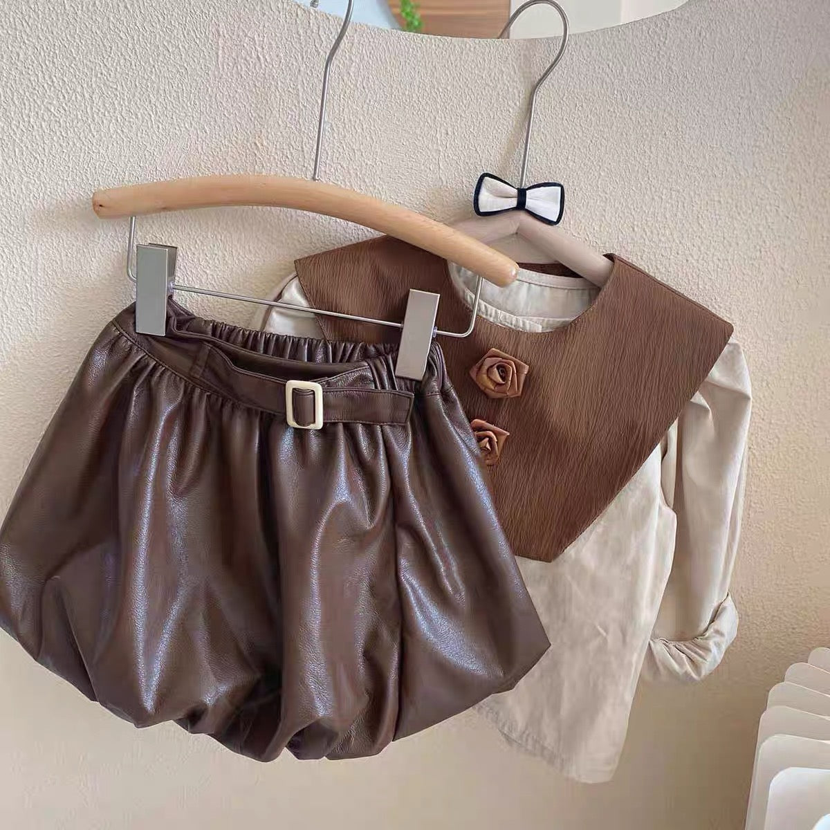 3 PCS BROWN VINTAGE SET