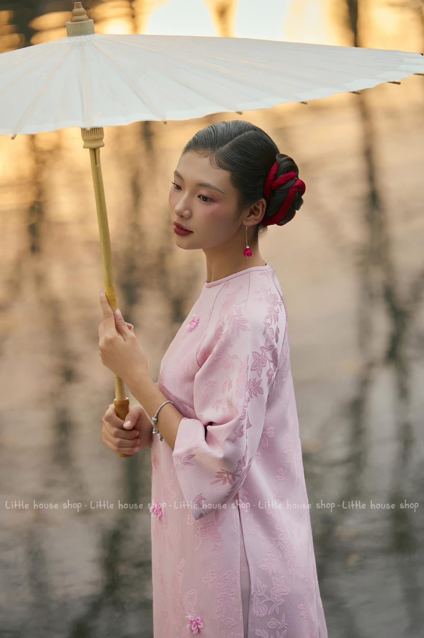 Áo Dài Mẹ Bé Nhi Uyên