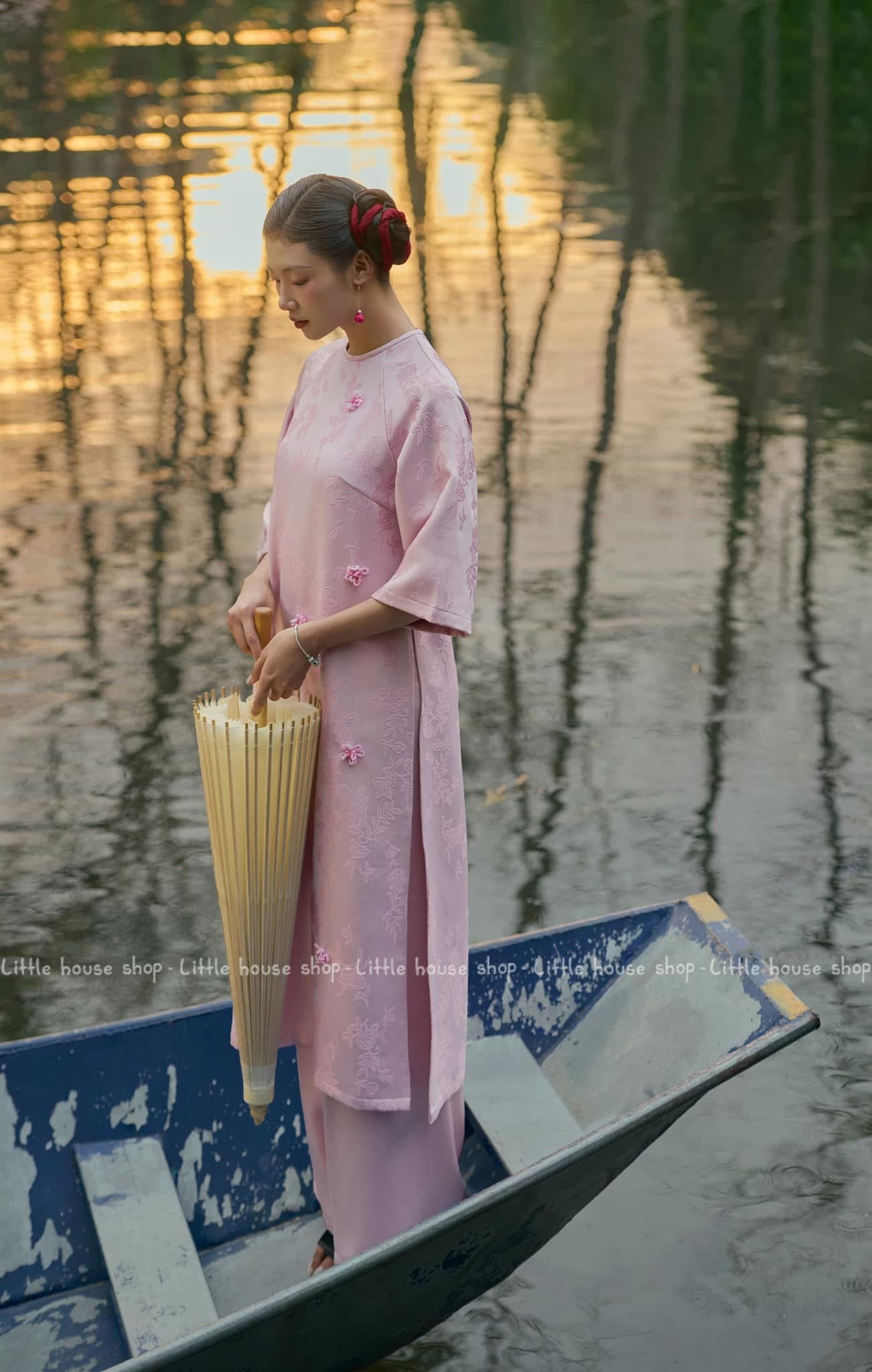 Áo Dài Mẹ Bé Nhi Uyên