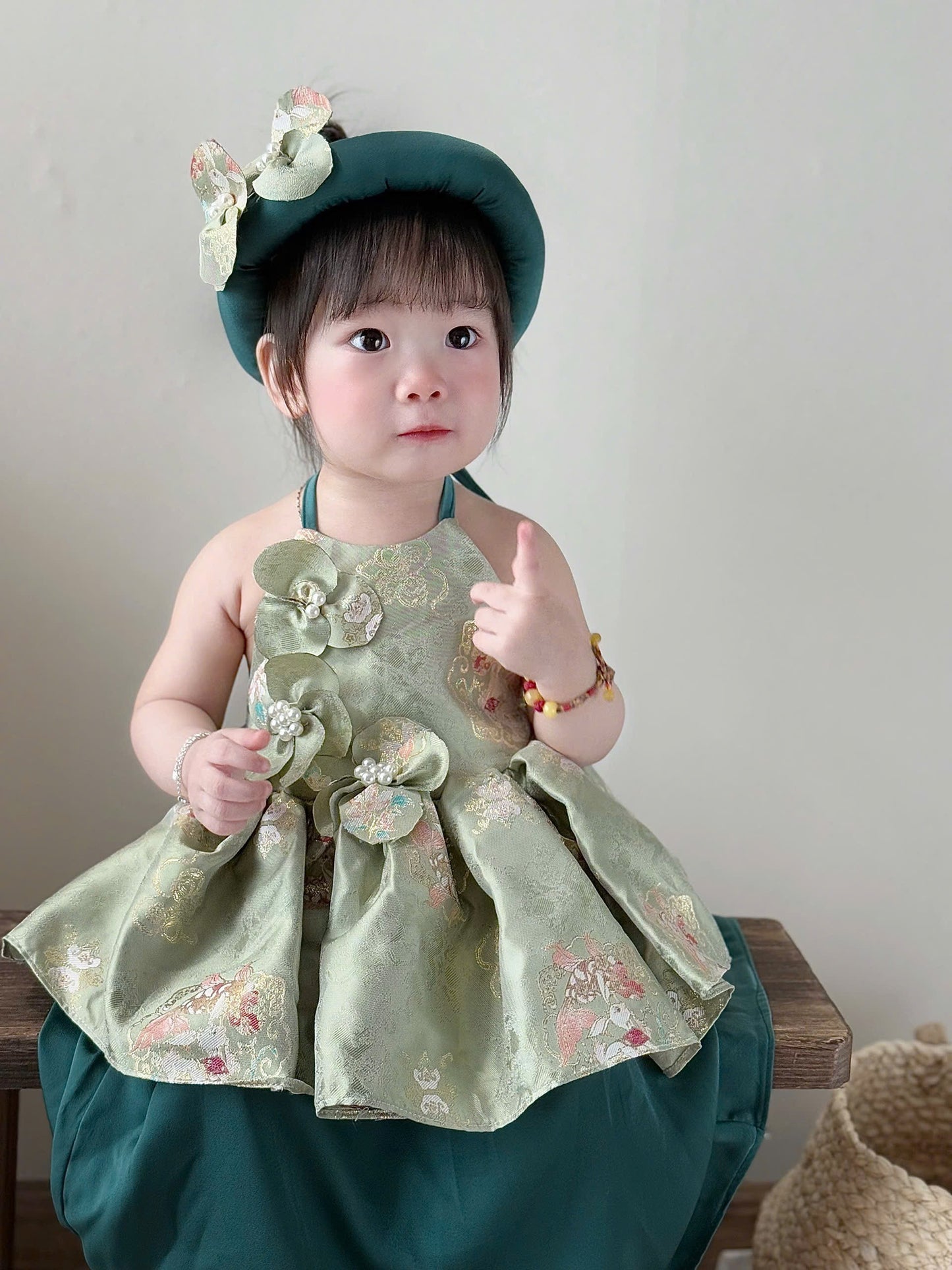 Set áo yếm và váy - AV01