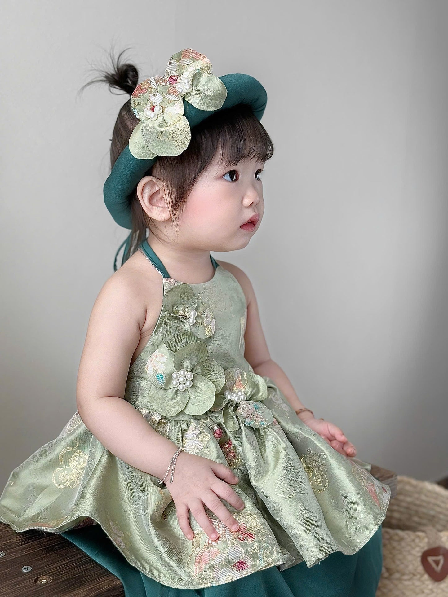 Set áo yếm và váy - AV01