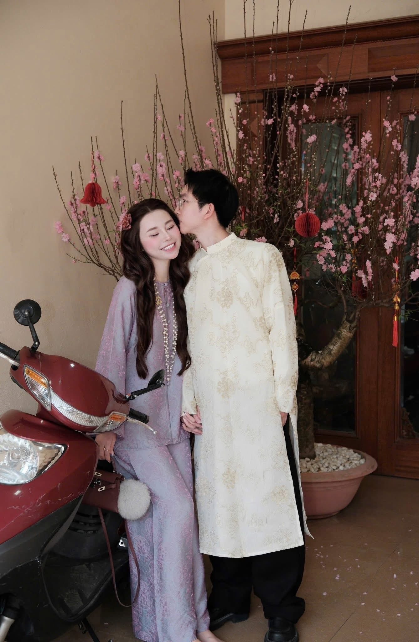 Vietnamese Ao Ba Ba - Silk Festival Outfit - Lunar New Year & Temple Wear - Handmade Ethnic Heritage Two-Piece Set for Women
