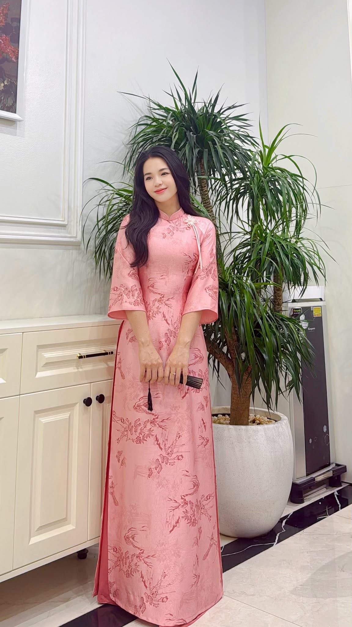 Pink Ao Dai Set with Traditional Floral Print - Vietnamese Ao Dai with pants for Women • Lunar New Year Wedding Guest Việt Phục