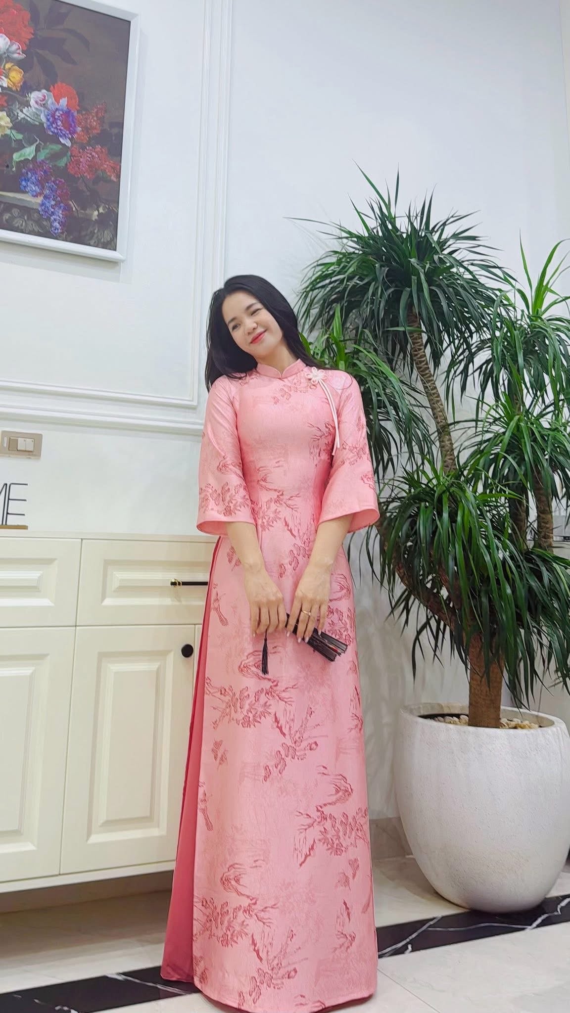 Pink Ao Dai Set with Traditional Floral Print - Vietnamese Ao Dai with pants for Women • Lunar New Year Wedding Guest Việt Phục