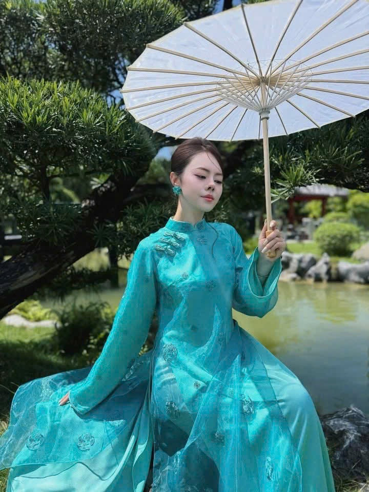 Pastel Teal Organza Ao Dai with Pants • Vietnamese Ao Dai Set for Women • Lunar New Year & Wedding Guest Việt Phục