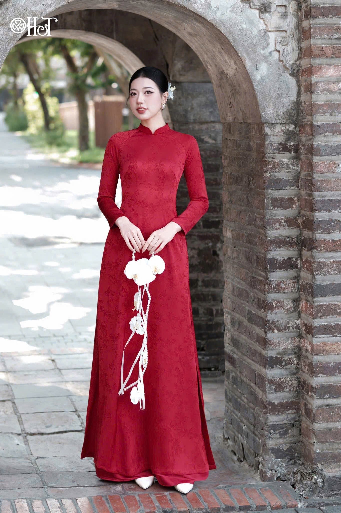Red Silk Áo Dài Set with Pants| Traditional Wedding, Engagement & Tết Outfit. Áo dài đỏ kèm quần