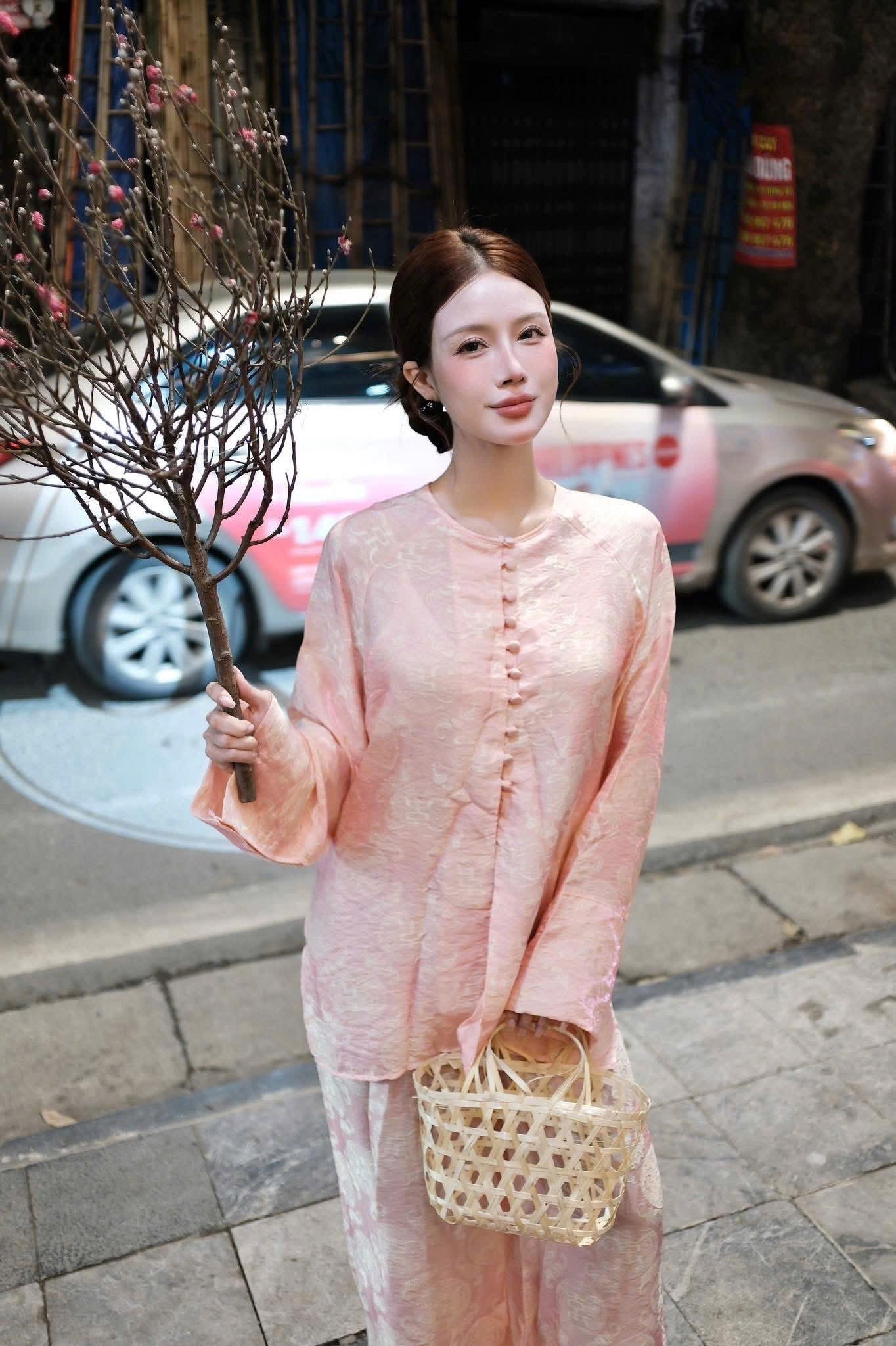 Vietnamese Ao Ba Ba - Silk Festival Outfit - Lunar New Year & Temple Wear - Handmade Ethnic Heritage Two-Piece Set for Women